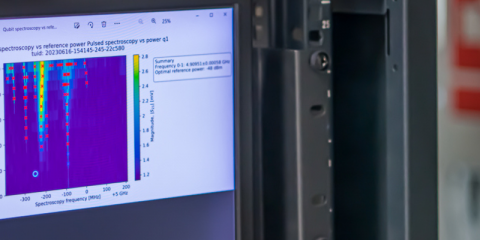 Parallel and Automated Qubit Characterization for Scalable Quantum Chips