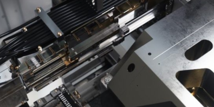 Data-based Mechatronic Performance Optimization for Metrology Equipment