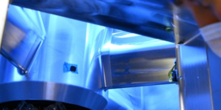 Advanced particle contamination control in high-tech systems