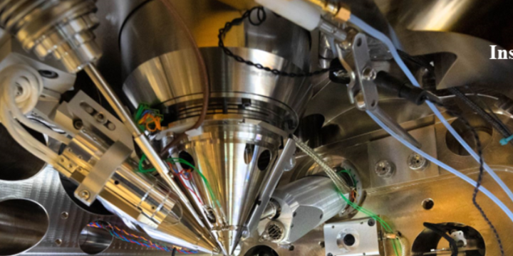 MEMS-Based Projection Column for Multimodal Light-Electron Integrated SEM