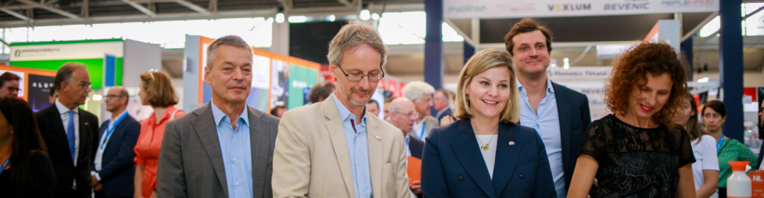 Minister Liesje Schreinemacher visits the Holland High Tech Pavilion at the largest Photonics Event in Europe