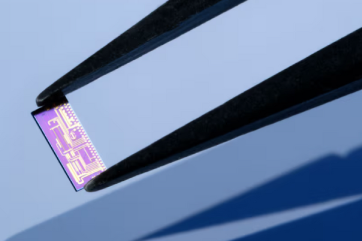 The Netherlands leader optics/photonics? ‘Counter fragmentation’